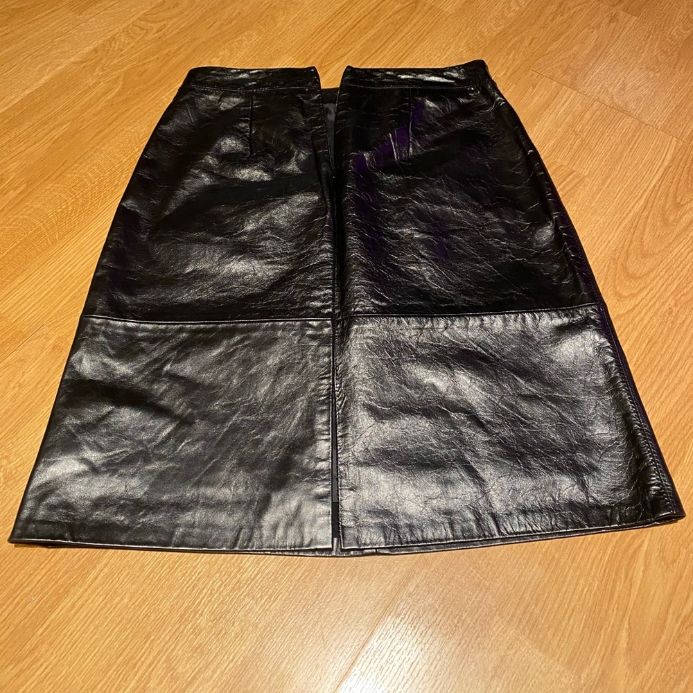 Gap leather skirt